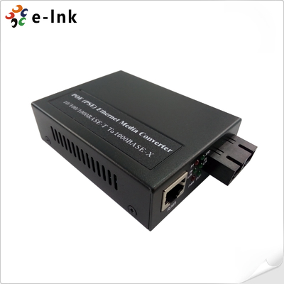 مبدل رسانه 1 پورت 1000BASE-SFP به 2 پورت 10/100/1000BASE-T 802.3at PoE
